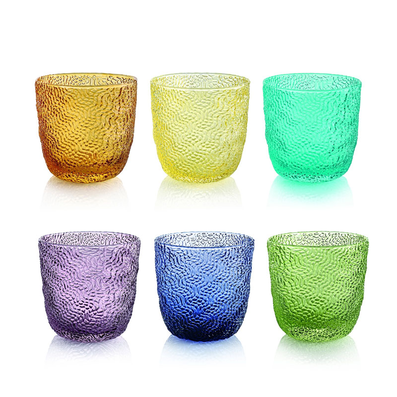 Bicchiere acqua colorato, Prodotti